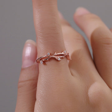 R615 - Rose Gold Floral Ring